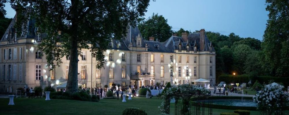 Fa&ccedil;ade du Domaine d&rsquo;Aveny &agrave; Dampsmesnil, partenaire Rando&rsquo;Events pour s&eacute;minaires